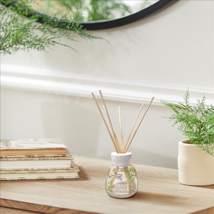 Immagine di Bayside Cedar Signature Reed Diffuser 100ml